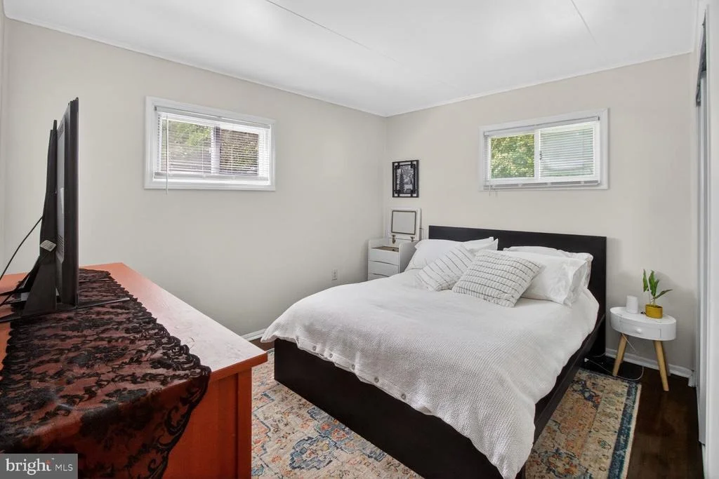 Photo of 613 CHARLES STREET