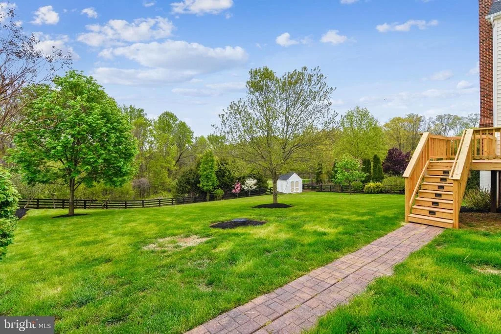 Photo of 24188 SPRING MEADOW CIRCLE
