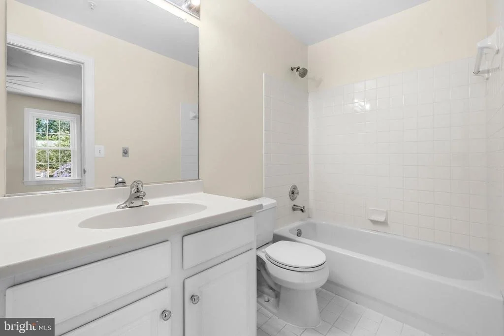 Photo of 6914 WINTER LANE