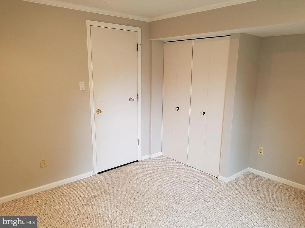 Photo of 9621 PODIUM DRIVE