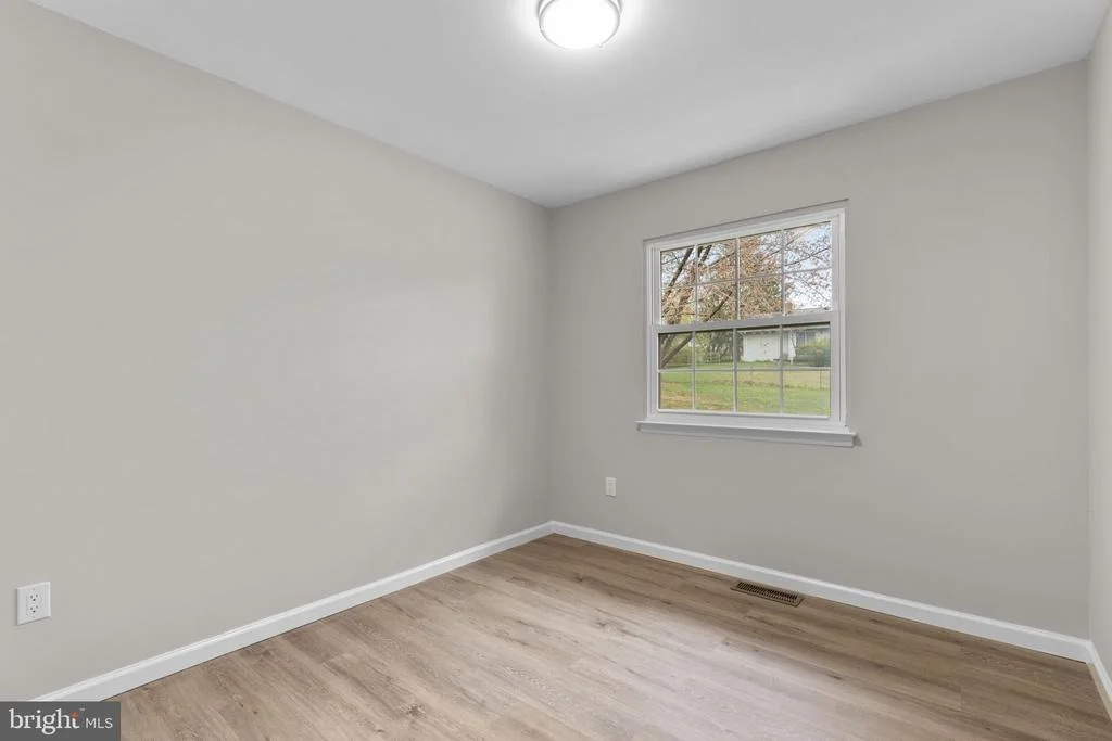 Photo of 24320 LOG HOUSE ROAD