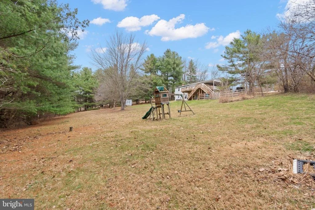 Photo of 3000 BREEZEWOOD LANE