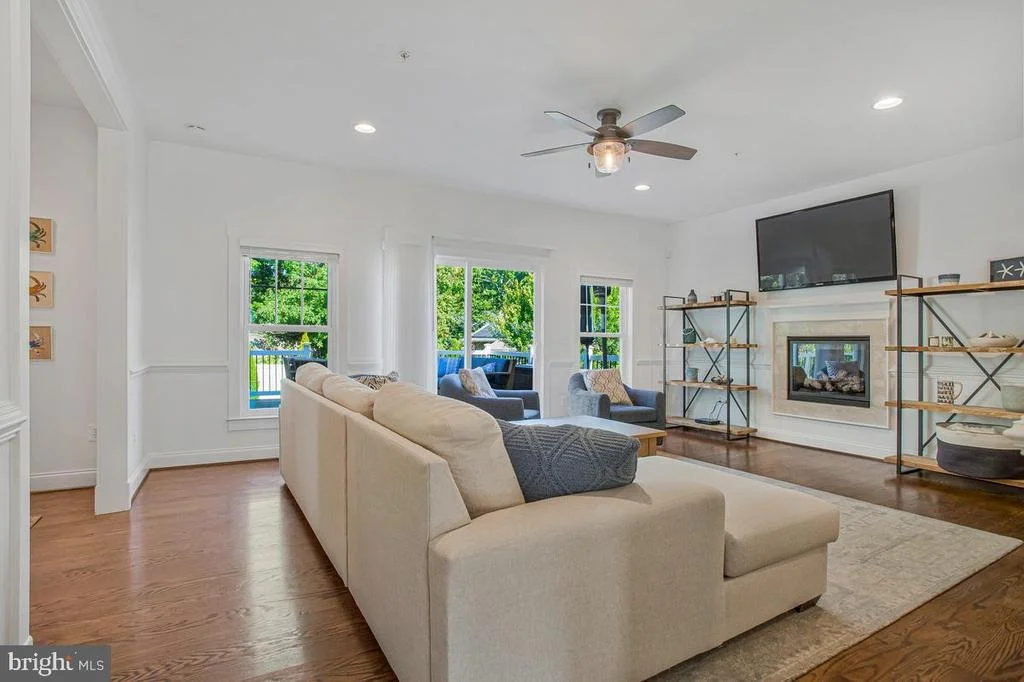 Photo of 1326 HARBOR ROAD