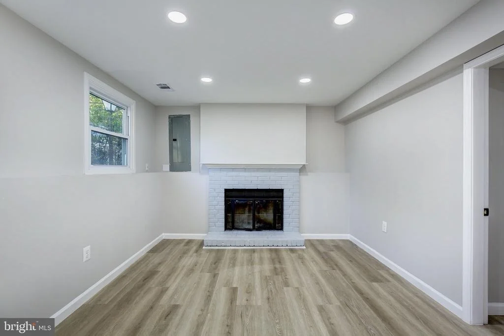 Photo of 1377 ROLLINGHOUSE DRIVE