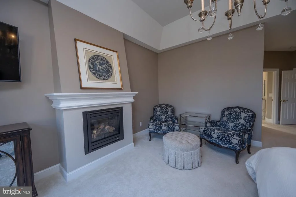 Photo of 1001 SUTTER LANE