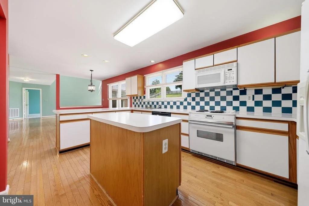 Photo of 6101 FIELDCREST DRIVE