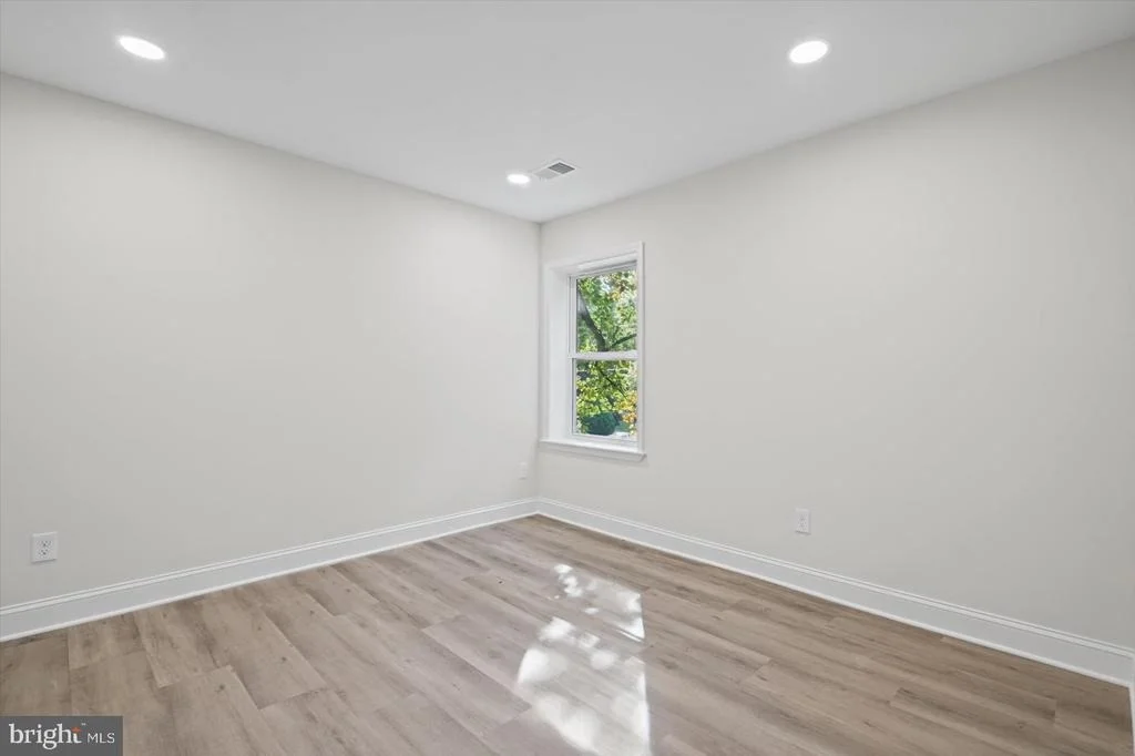 Photo of 101 DELFORD AVENUE