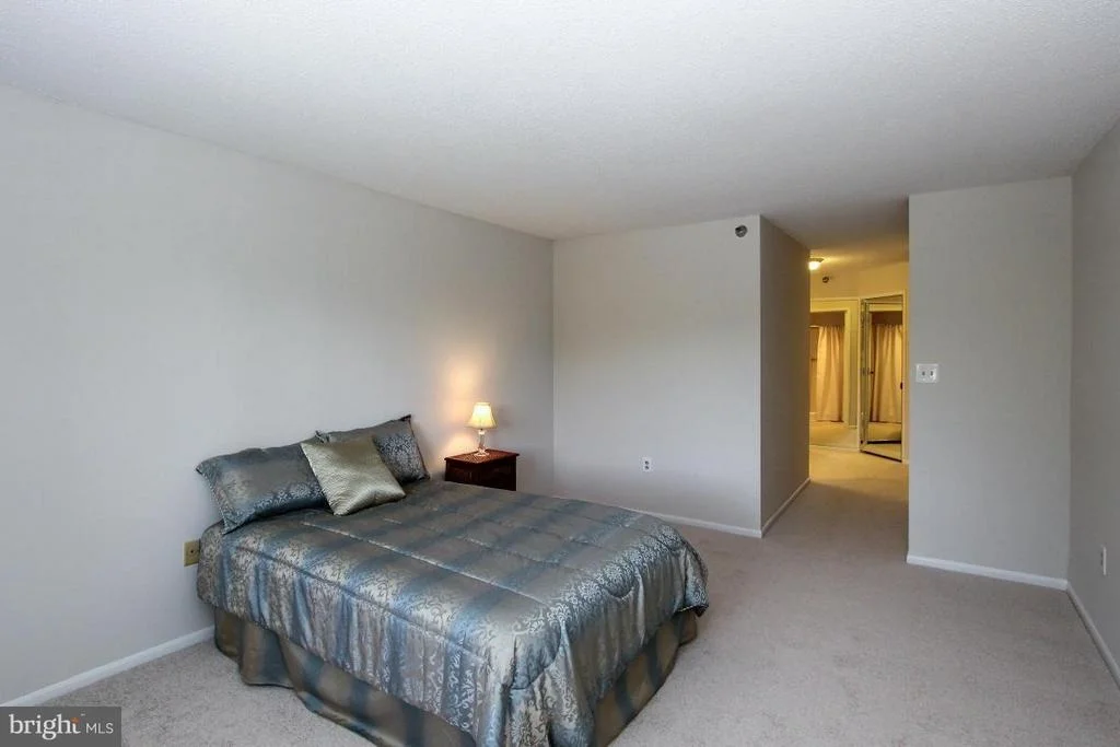 Photo of Unit 209 at 15100 INTERLACHEN DRIVE