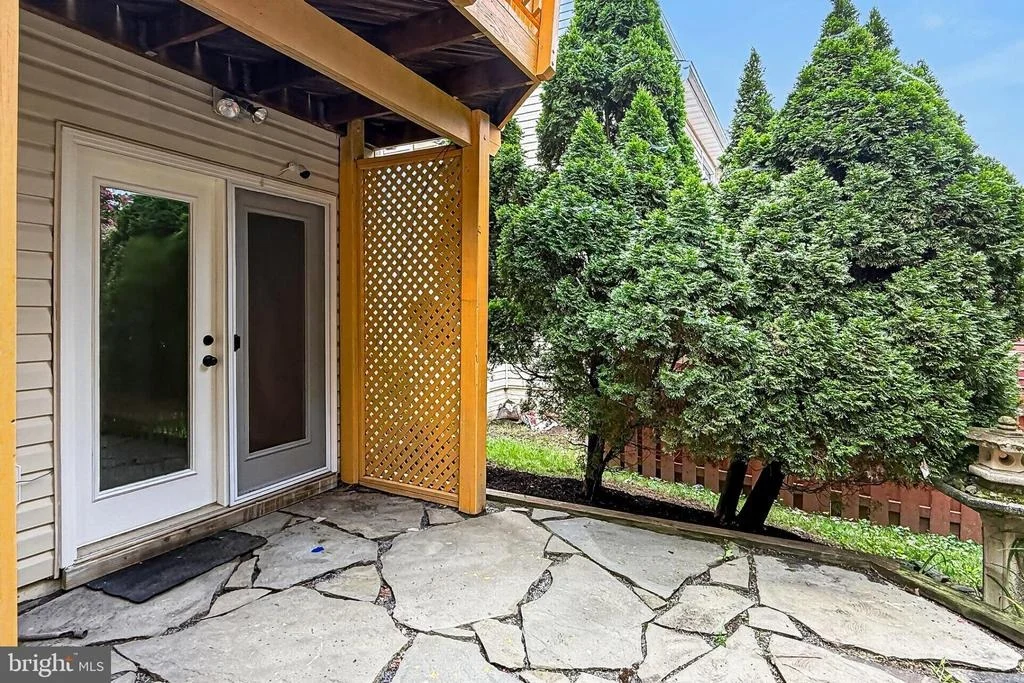 Photo of 8928 GARDEN GATE DRIVE