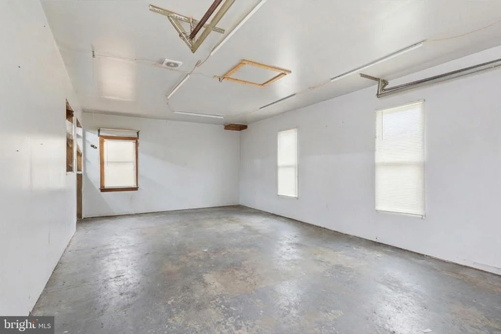 Photo of 112 N KENNEDY ROAD