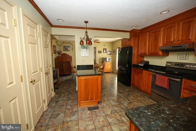 Photo of 1740 FAIRMOUNT ROAD