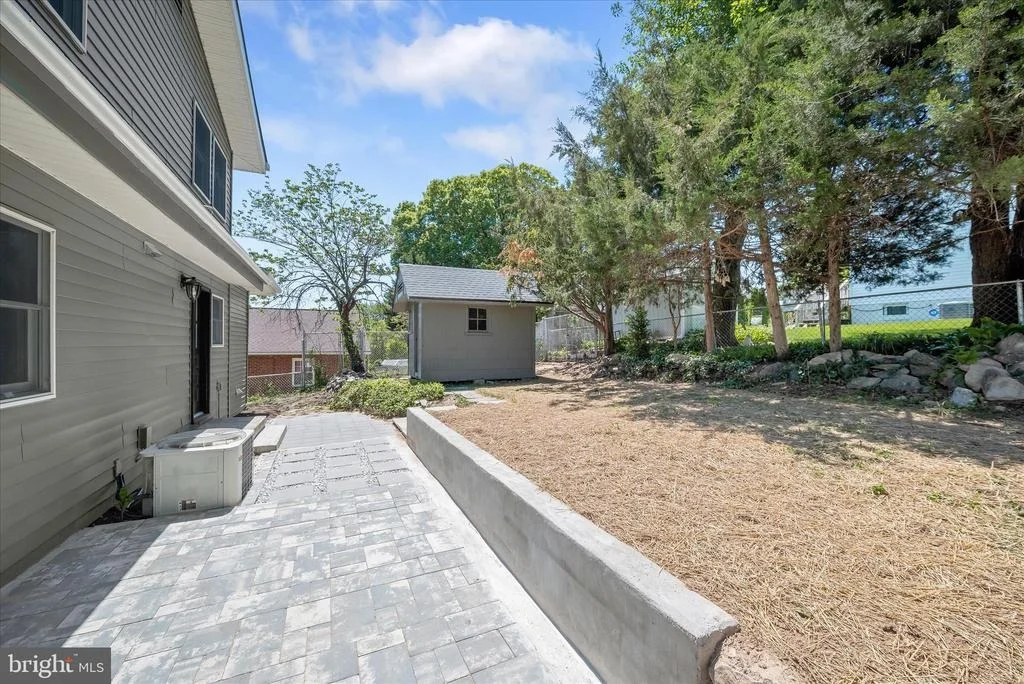 Photo of 10128 HEREFORD PLACE