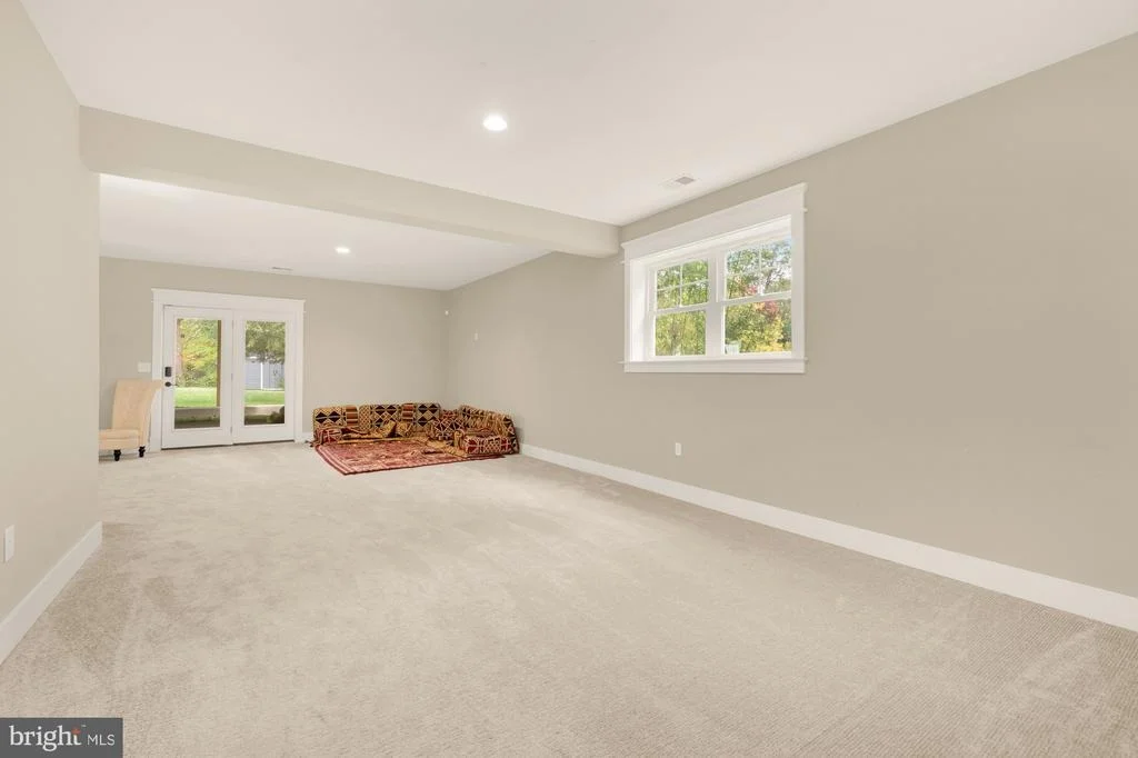 Photo of 10602 OAK PLACE