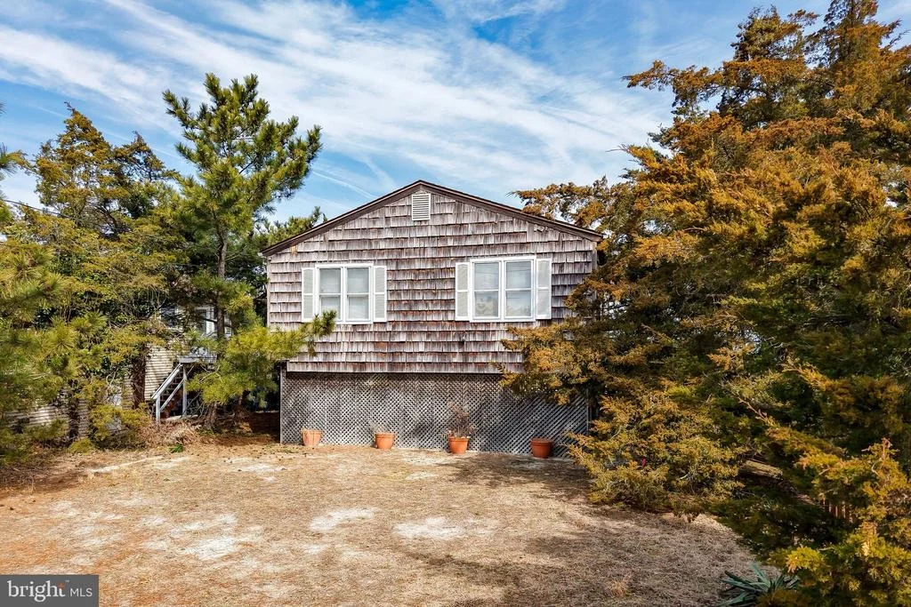 Photo of 1506 BEACH PLUM DRIVE