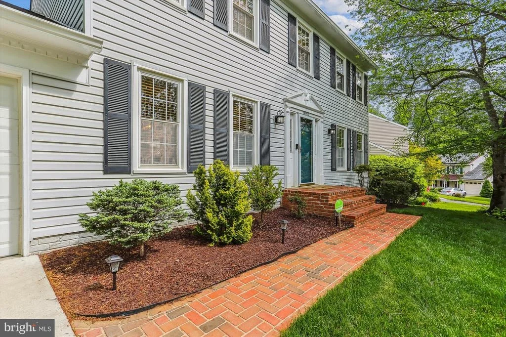 Photo of 14900 RUNNING RIDGE LANE