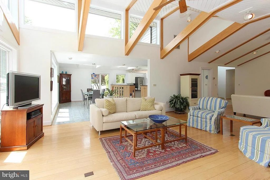 Photo of 6950 DUNCRAIG COURT