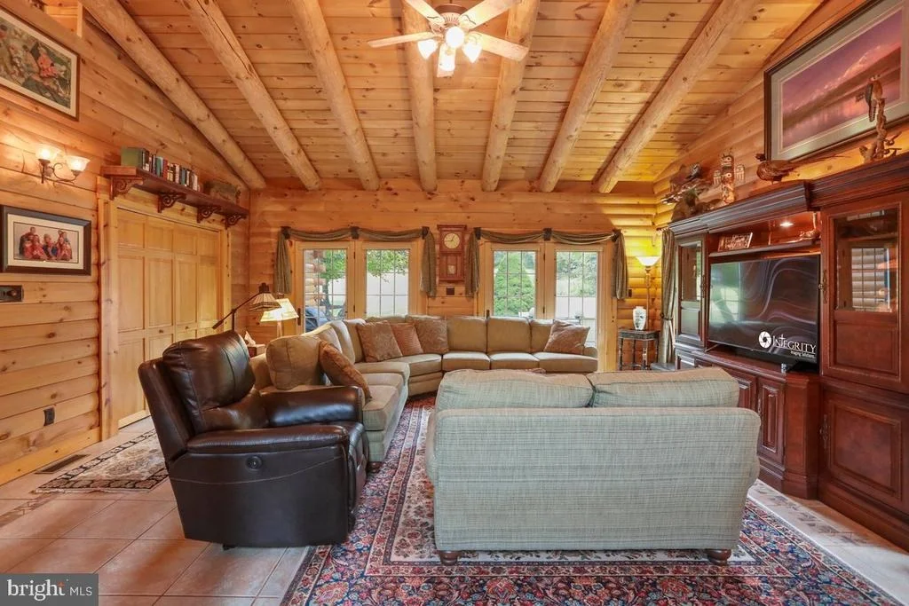 Photo of 14122 MERCERSBURG ROAD