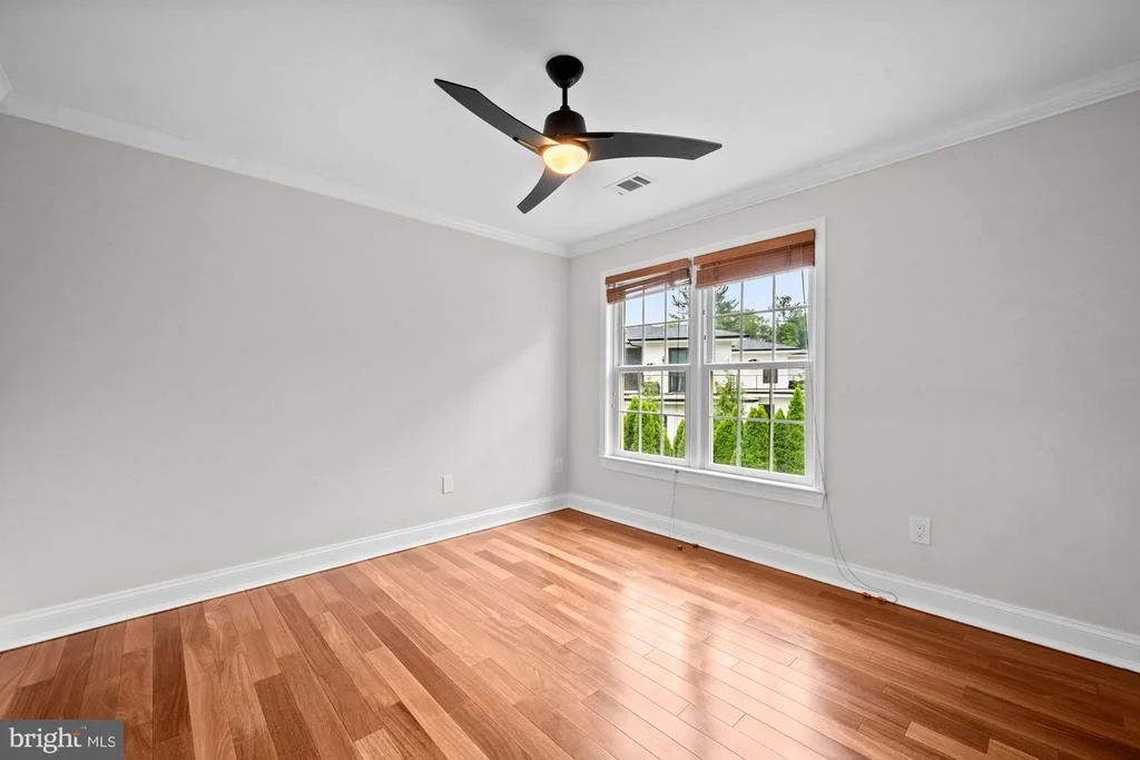 Photo of 10215 MARTINHOE DRIVE