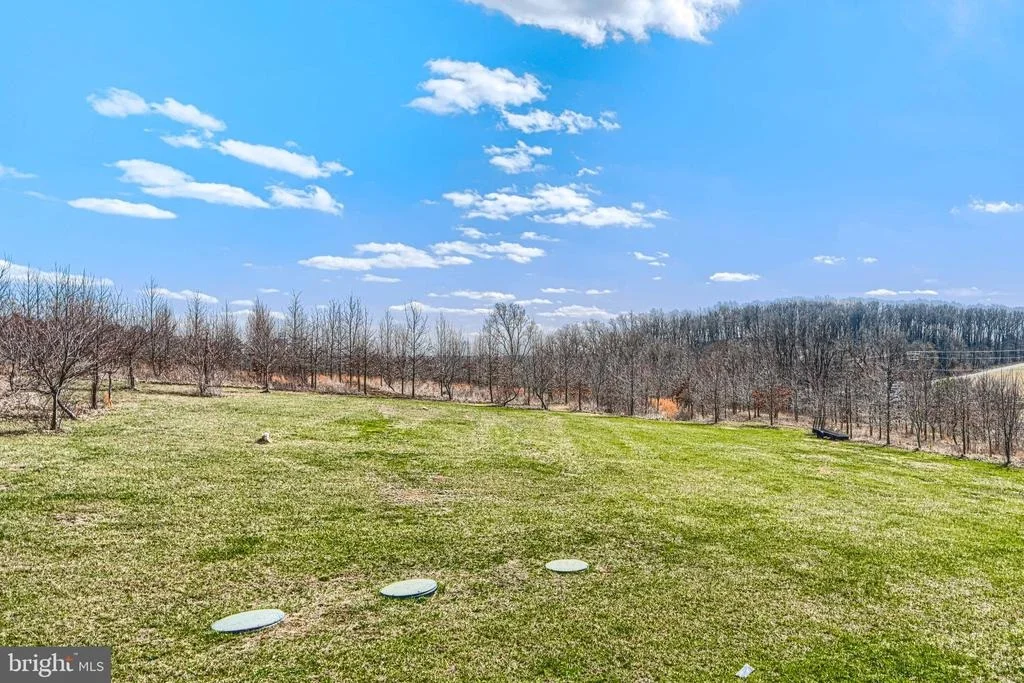 Photo of 2553 HANOVER PIKE
