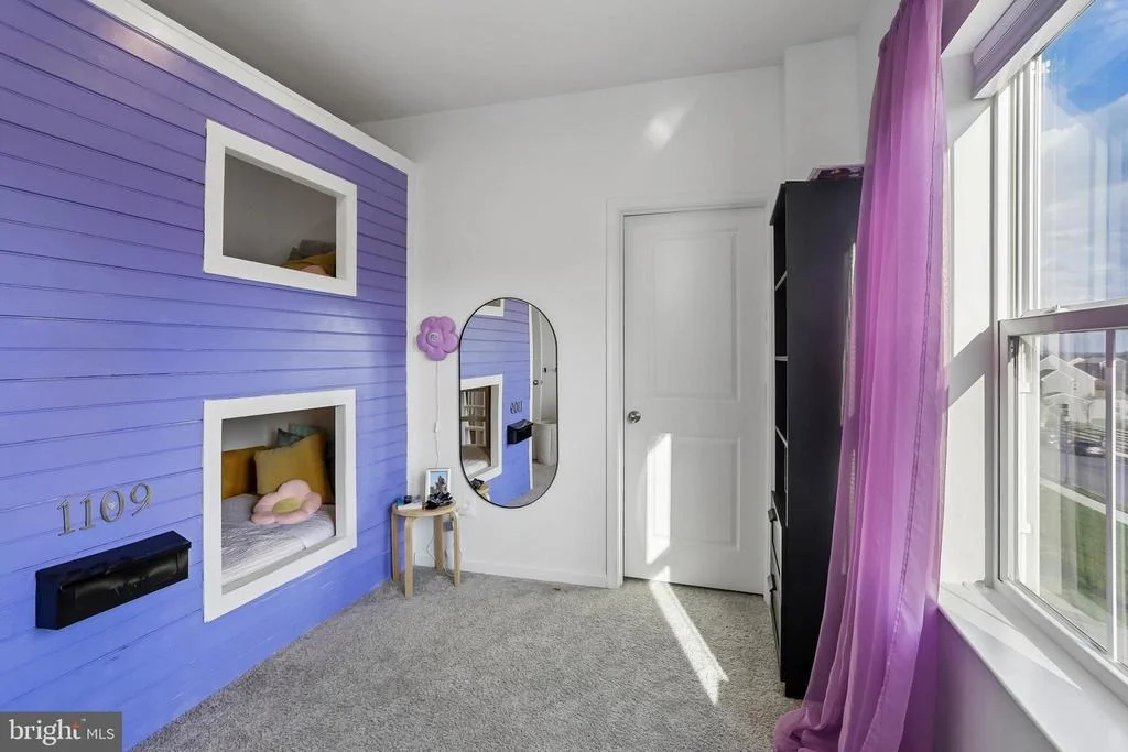 Photo of 1109 SAXTON DRIVE