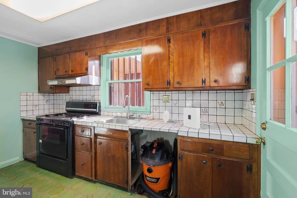 Photo of 1213 TRAPPE LANE