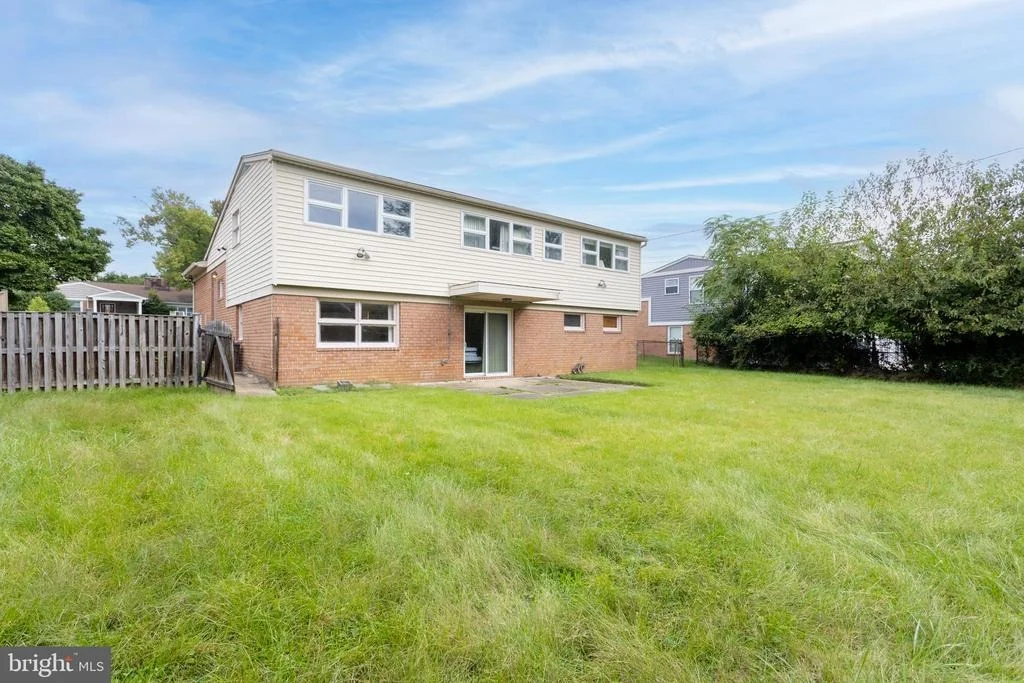 Photo of 2509 HAL CIRCLE