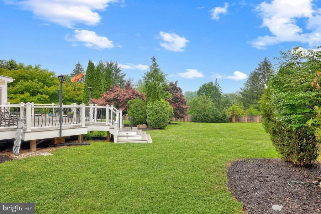 Photo of 517 SENECA ROAD