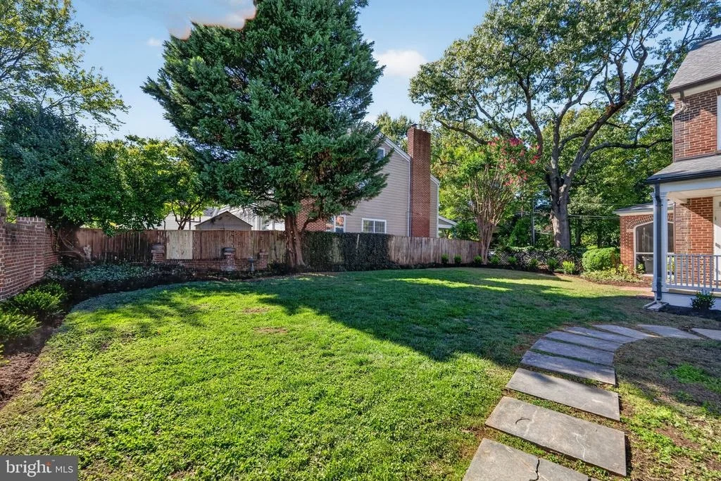 Photo of 406 UPLAND PLACE