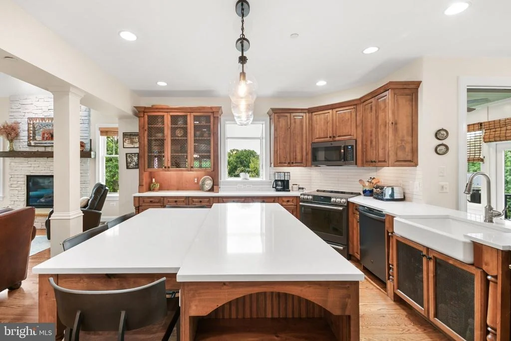 Photo of 8812 YELLOW SPRINGS ROAD