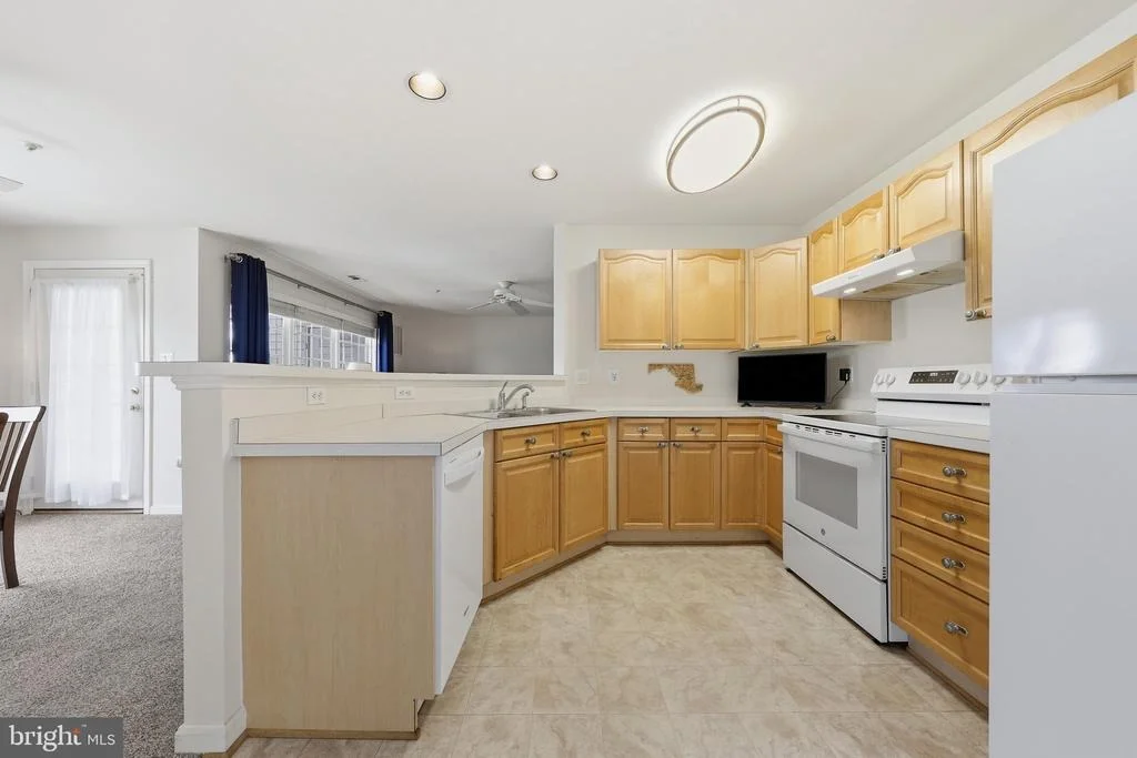 Photo of Unit 22D at 2502 SHELLEY CIRCLE
