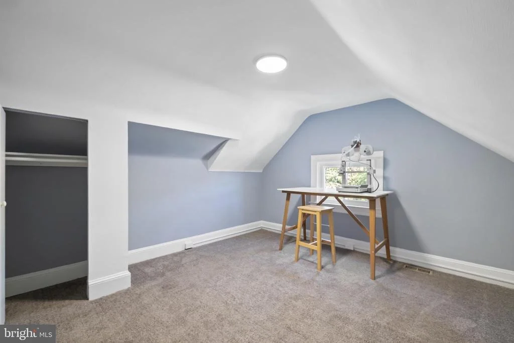 Photo of 3901 W COLD SPRING LANE W