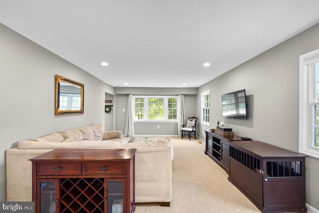 Photo of 14028 BREEZE HILL LANE