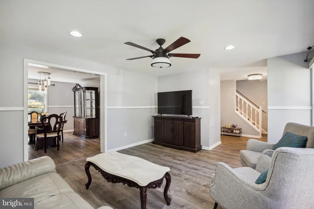 Photo of 17933 SKYMEADOW WAY
