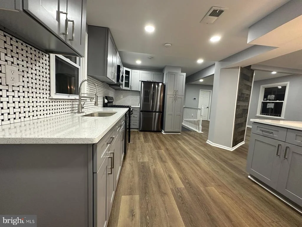 Photo of 4103 MAPLE