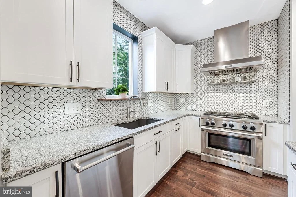 Photo of 802 VINE STREET