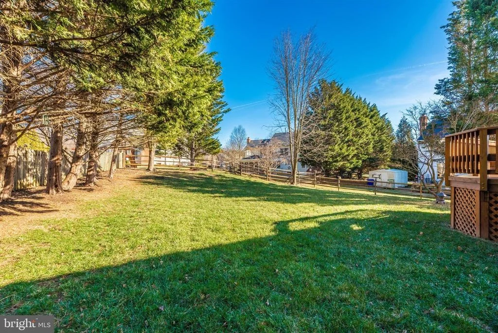 Photo of 10203 CROSSCUT WAY