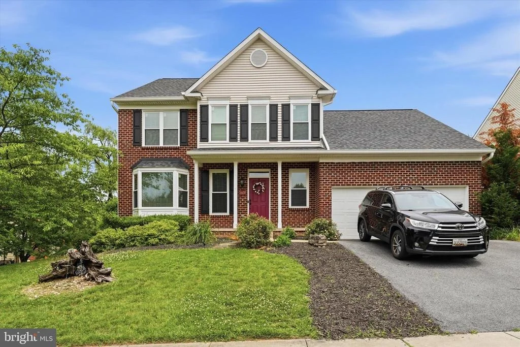 Photo of 2402 SHAKER LANE