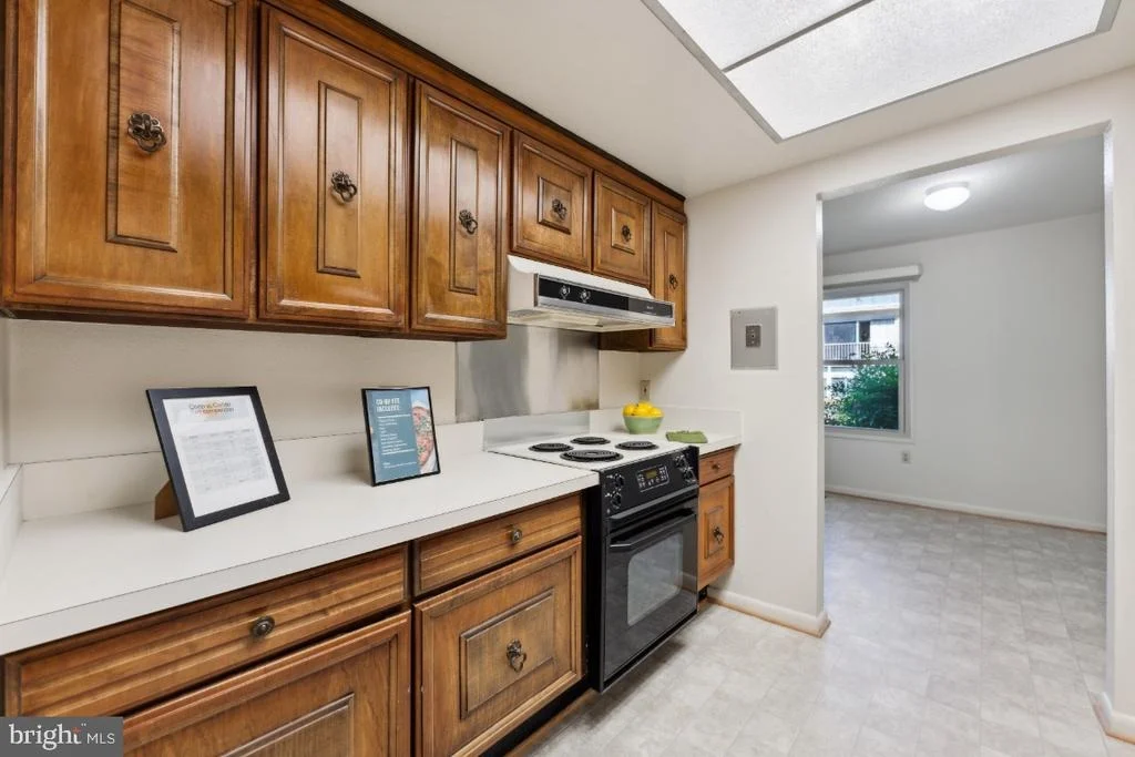 Photo of Unit 102F at 3642 GLENEAGLES DRIVE
