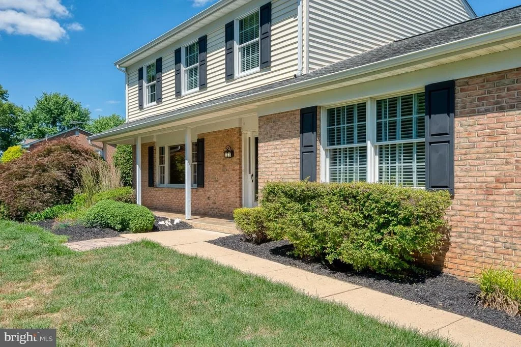 Photo of 2405 CLARET DRIVE