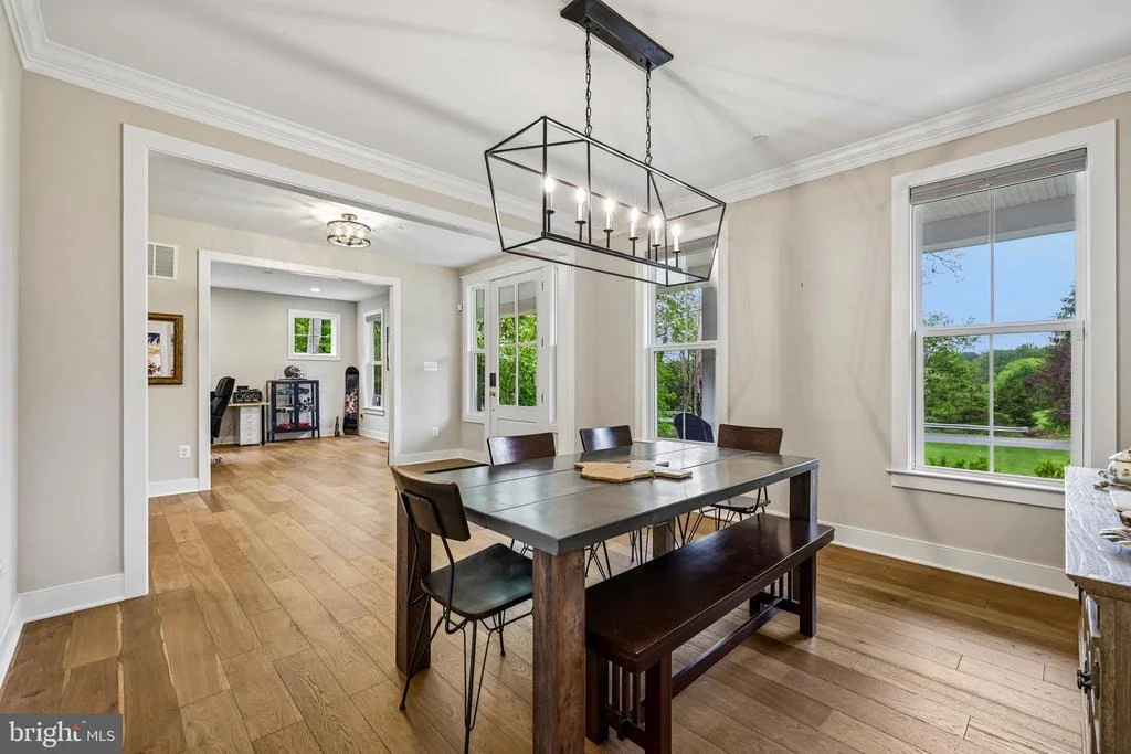 Photo of 1310 HOOK ROAD