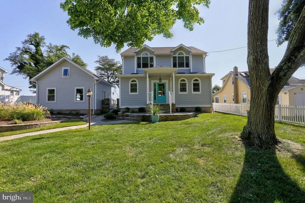 Photo of 8171 BAYSIDE DRIVE