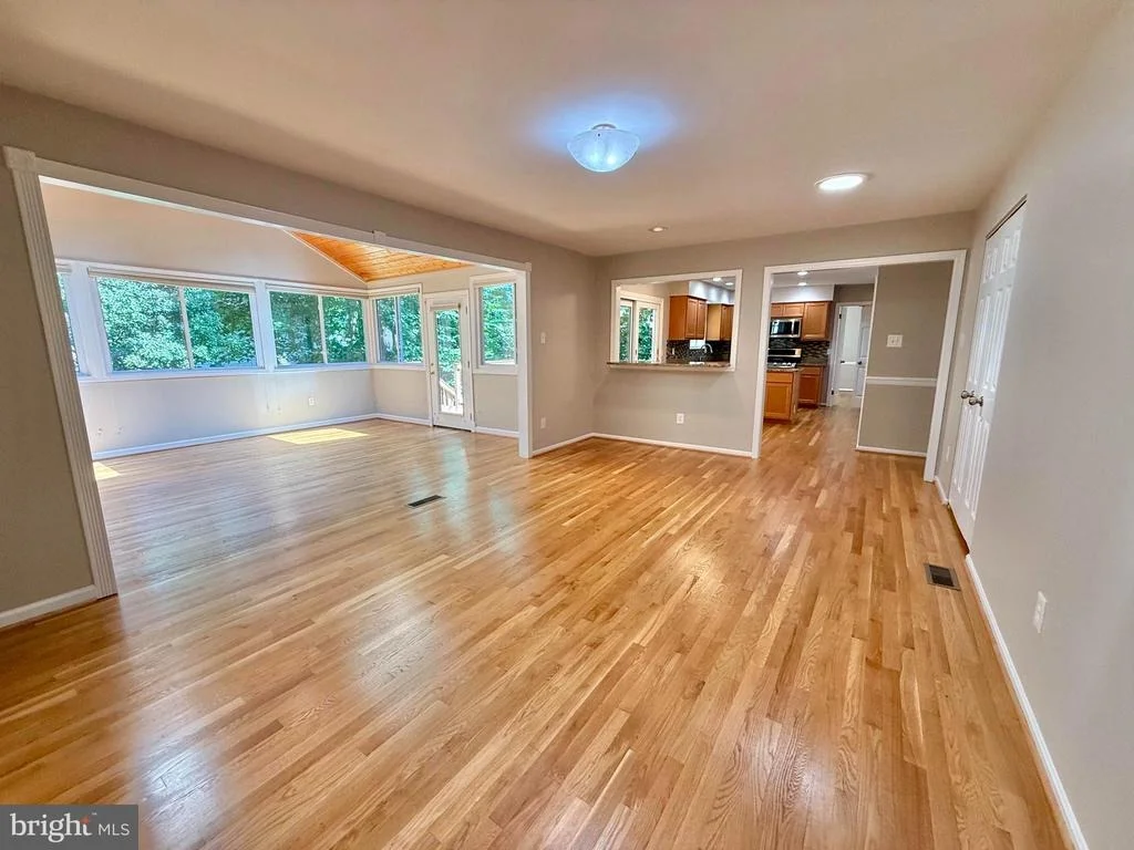 Photo of 9714 CHURCH WAY