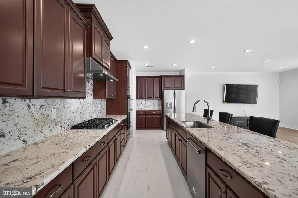 Photo of 127 ALROY ROAD
