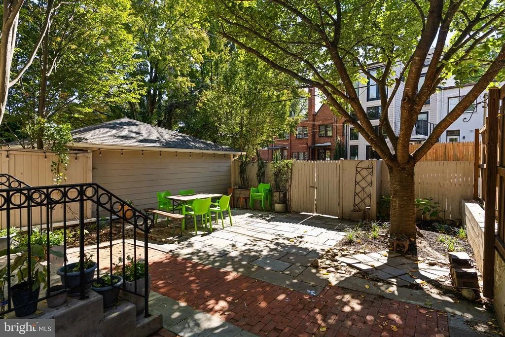 Photo of 4448 RESERVOIR ROAD NW