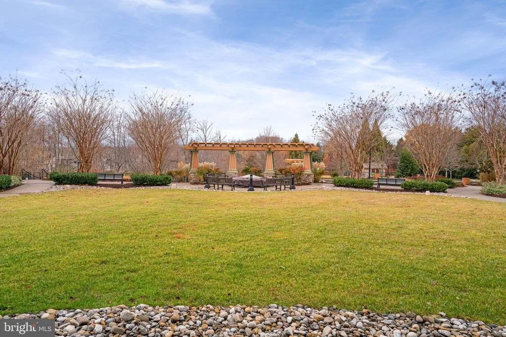 Photo of 20 FENWICK DRIVE