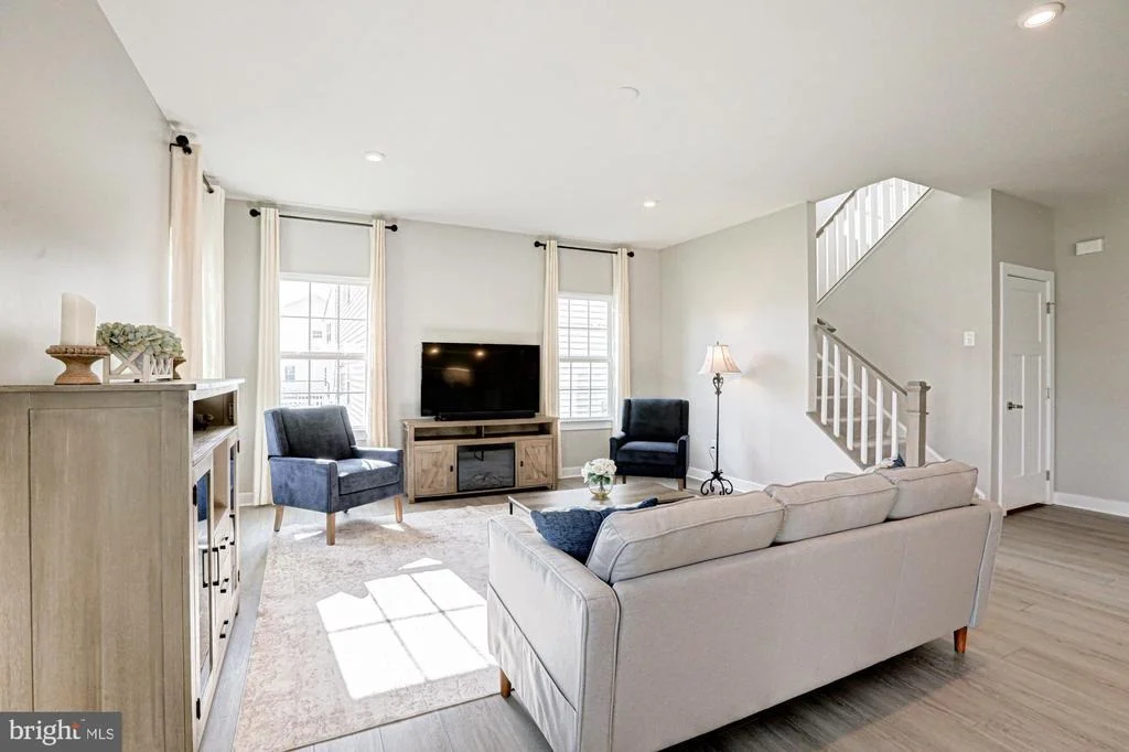 Photo of 1032 APPLECROSS DRIVE