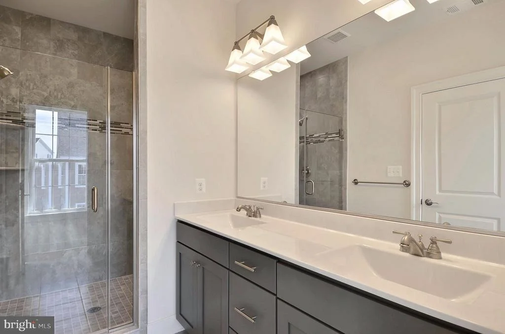 Photo of 3427 URBANA PIKE