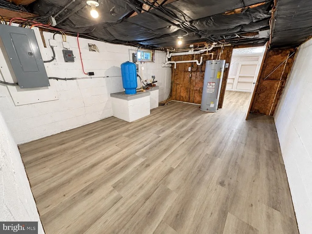 Photo of 8921 YELLOW SPRINGS ROAD