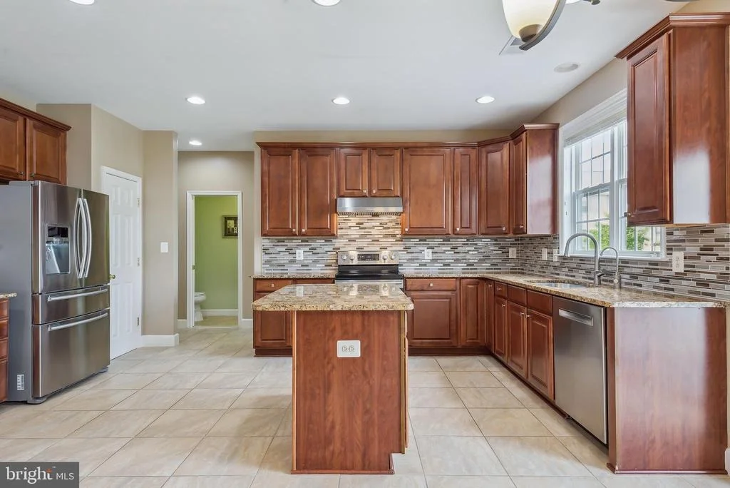 Photo of 18303 THUNDERCLOUD ROAD