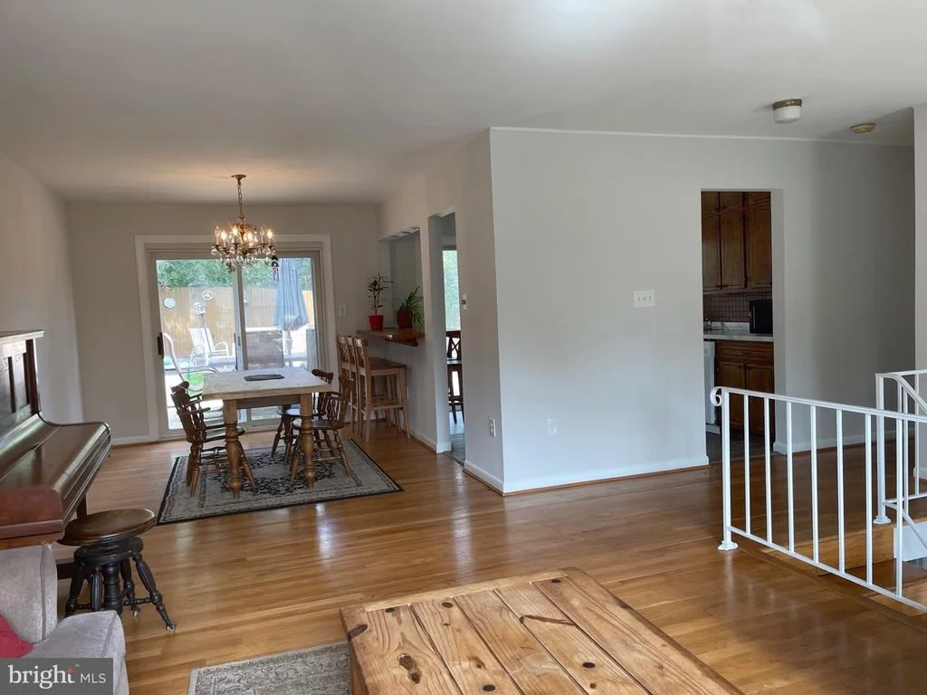 Photo of 2407 HAYDEN DRIVE